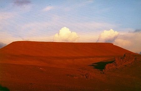 (Ayers Rock???? ;-) 