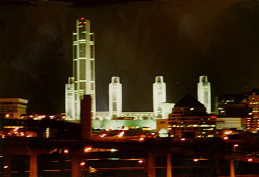 das Rockefeller Plaza bei Nacht